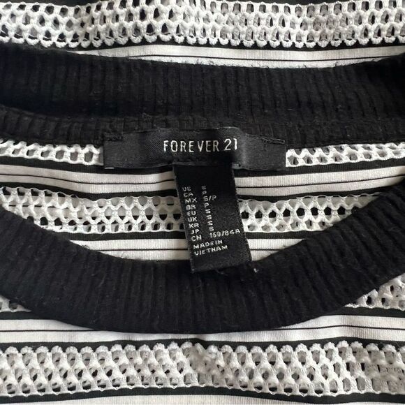 Forever 21 Black & White Striped Mesh Short Sleeve Crop Top - Picture 6 of 6